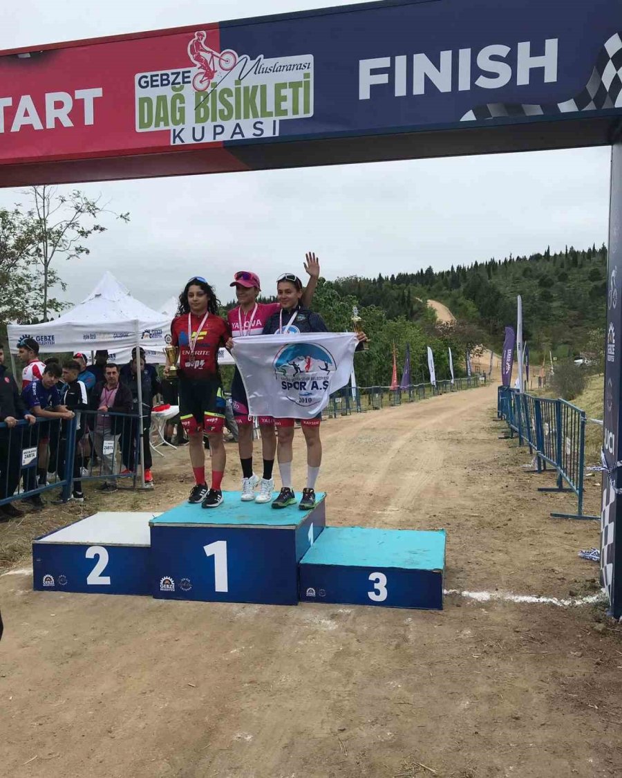 Spor A.ş. Sporcularından Mtb Cup C3’te 3 Madalya