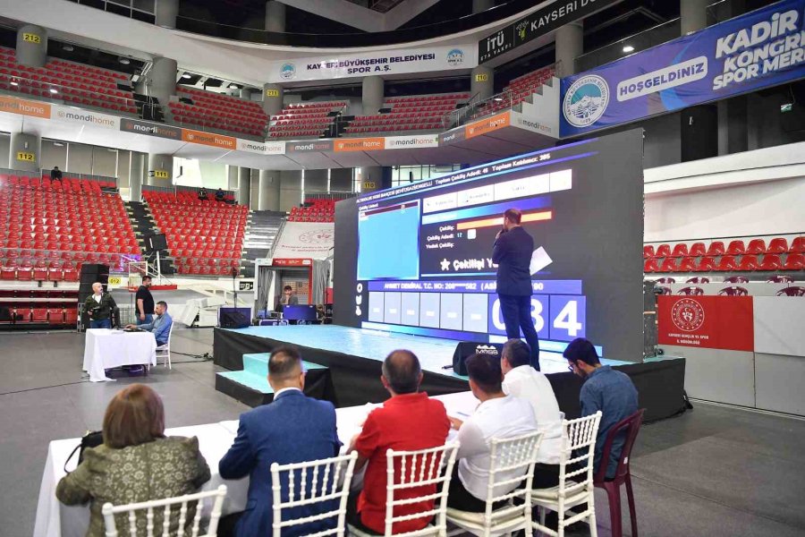 Büyükşehir’in Hobi Bahçeleri Kura Çekimi Başladı