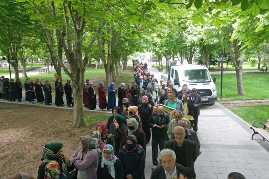 Başkan Çolakbayrakdar’dan Organik Domates Fidesi Dağıtım Etkinliğine Davet