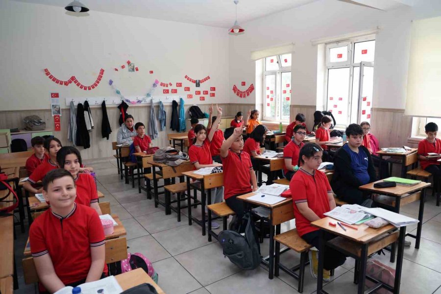 Başkan Yalçın’dan ‘türkiye’de Yönetim’ Dersi