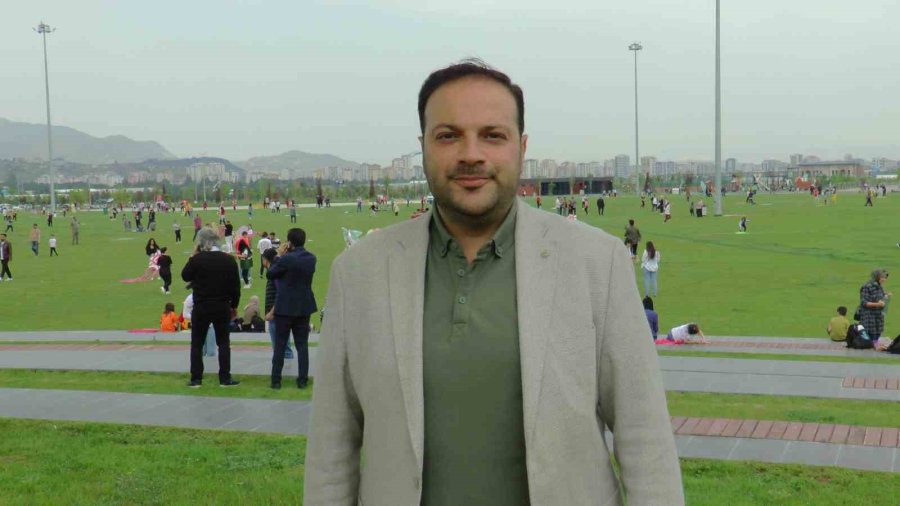 Küçük Öğrenciler Yaptıkları Uçurtmaları Gökyüzü İle Buluşturdu