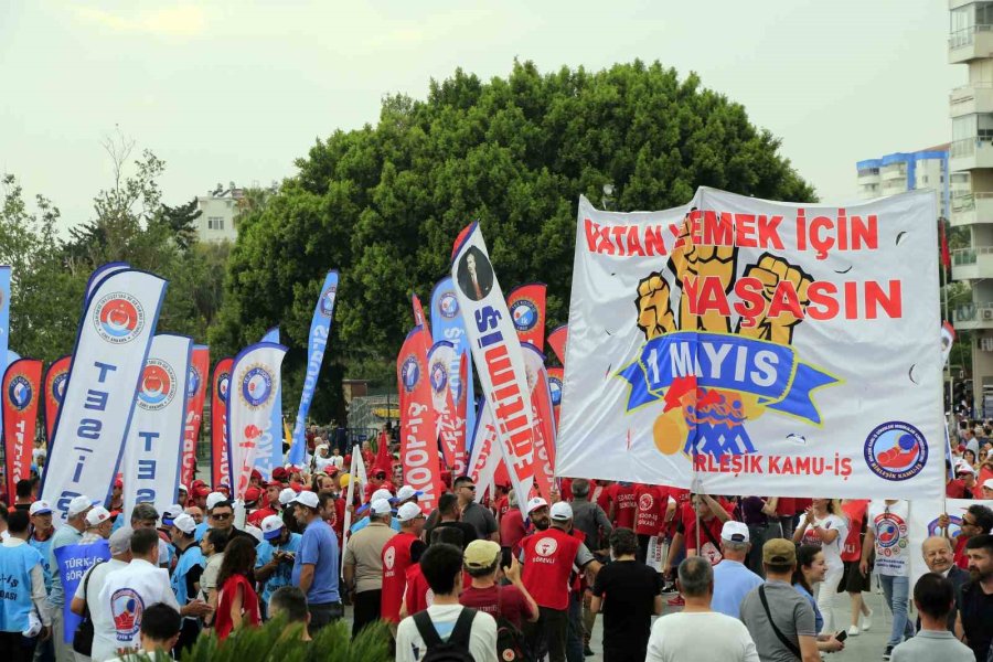 Antalya’da 1 Mayıs Coşkusu