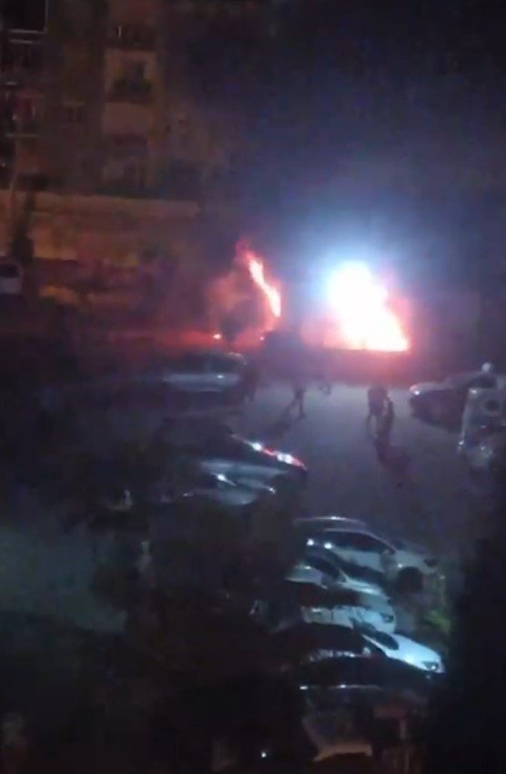 Yaşlı Adam Alev Alev Yanan Evde Hayatını Kaybetti