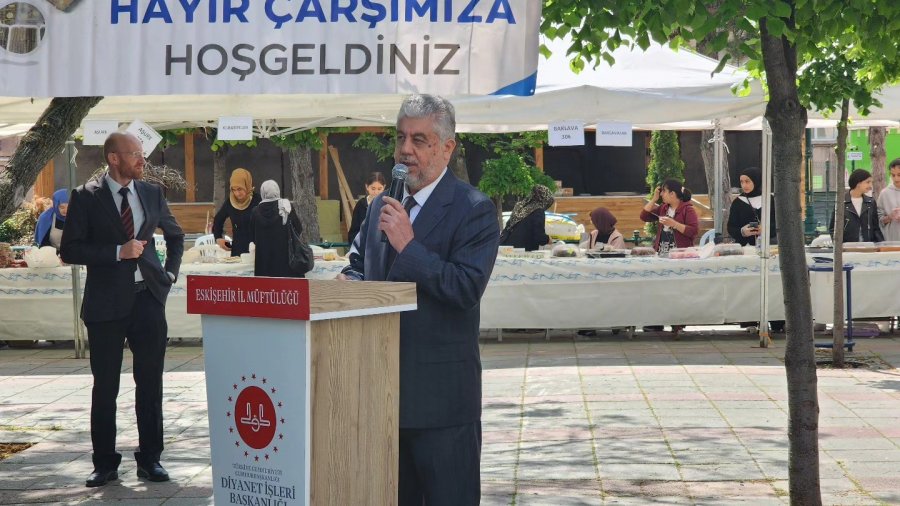 Eskişehir’de Hayır Çarşısı Açıldı