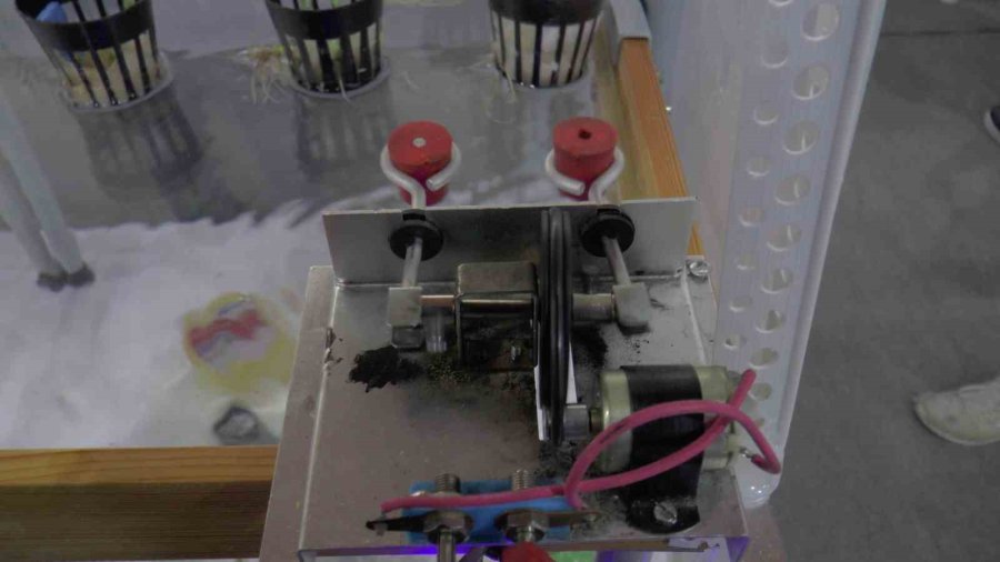 Öğrencilerden Tarım Uygulamalarını Kolaylaştıracak ‘ses Titreşimli’ Proje