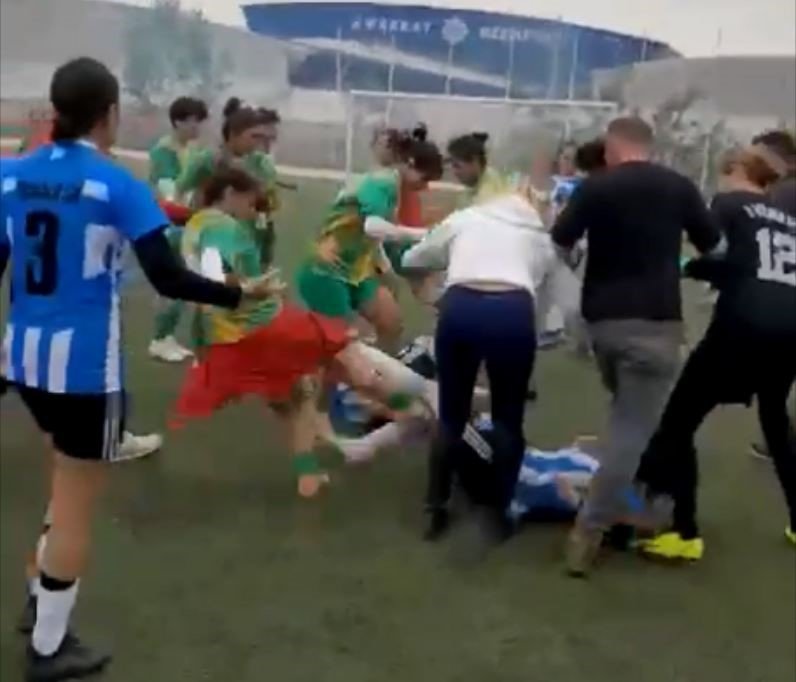 Aksaray’da Kadınların Futbol Maçındaki Kavga Kamerada: 7 Yaralı