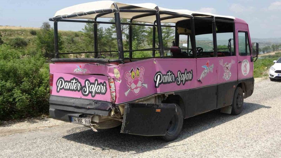 Safari Kazasında Can Pazarı: 12’si Turist 15 Yaralı