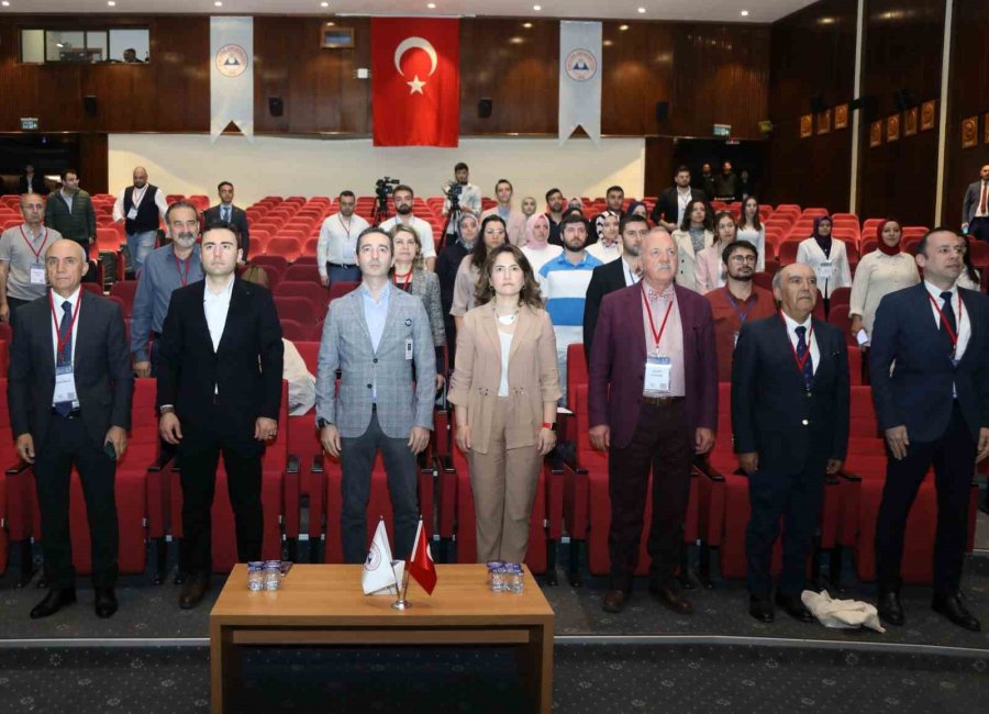 Erü’de ‘9. Uluslararası Erciyes Tıp Tıbbi Genetik Kongresi’ Başladı