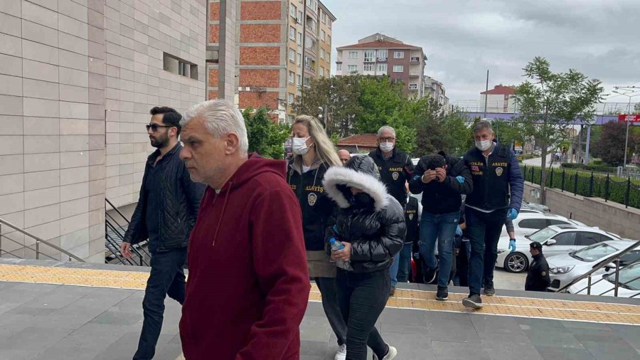 Eskişehir Merkezli Yapılan Fuhuş Operasyonunda 7 Şüpheli Adliye Sevk Edildi