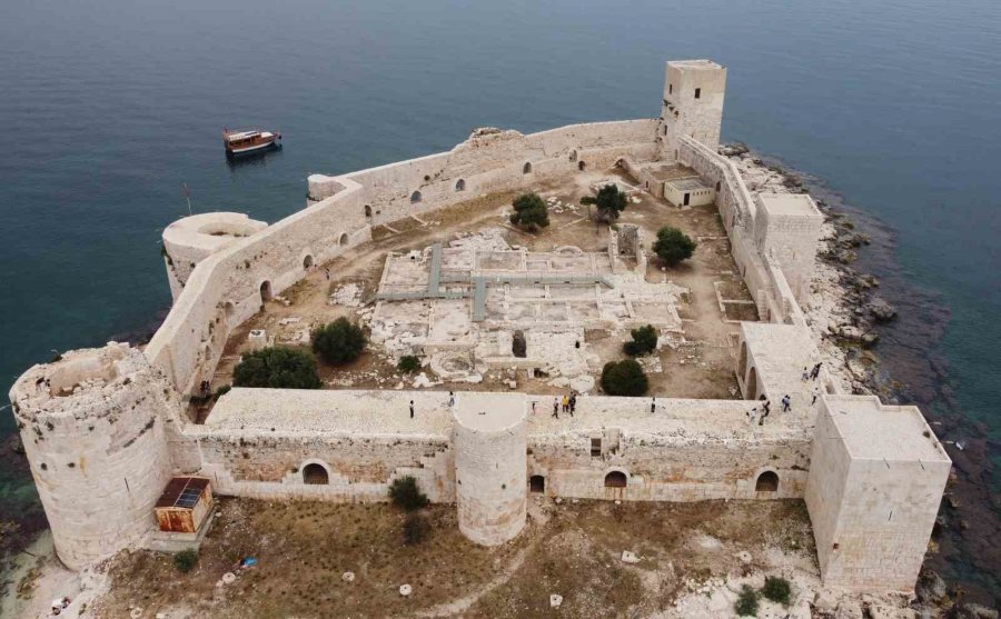 Sakinliği Sevenler İçin Kızkalesi’nin En Güzel Zamanı