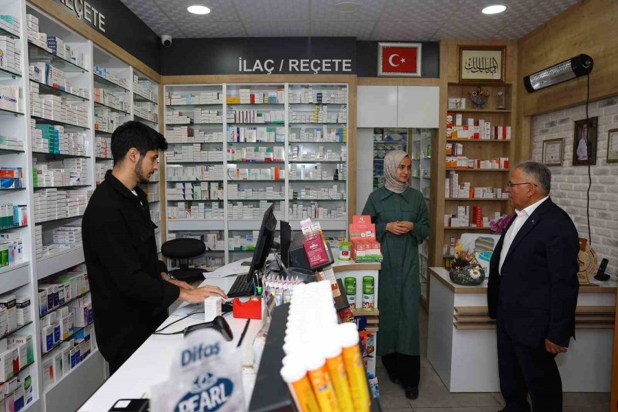 Başkan Büyükkılıç’tan Pınarbaşı’da Esnaf Ziyareti