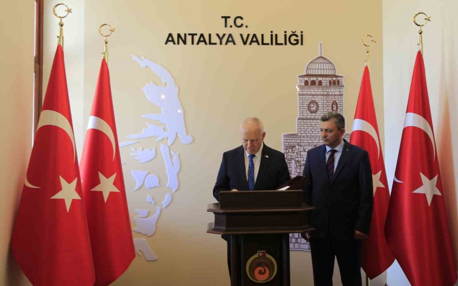 Kktc Meclis Başkanı Töre, Vali Şahin İle Bir Araya Geldi