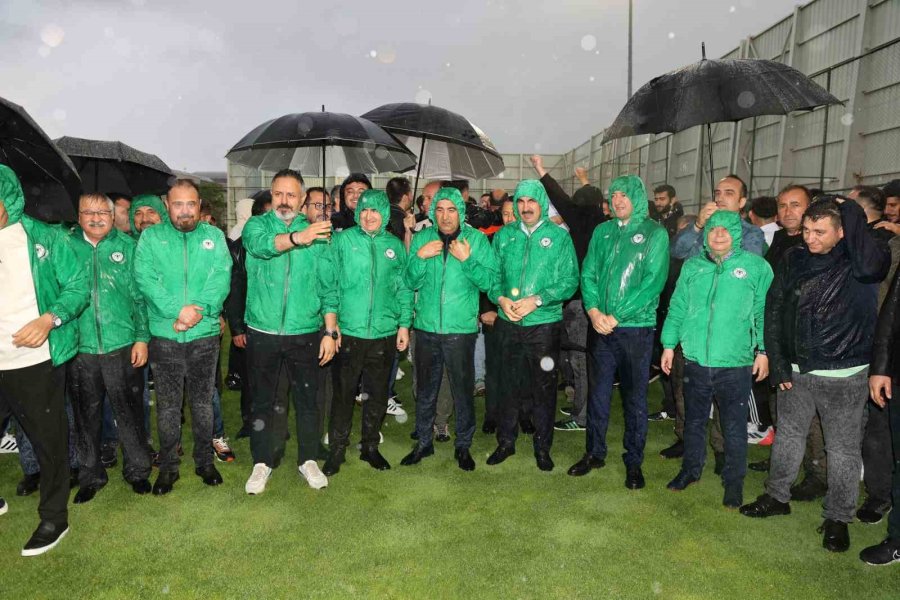 Konyaspor’a, Fenerbahçe Maçı Öncesi Moral Ziyareti