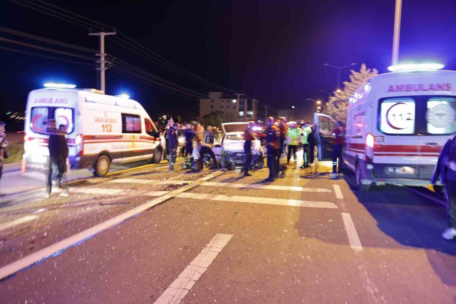 Hatalı Sollama Kazaya Neden Oldu: 3 Ağır Yaralı