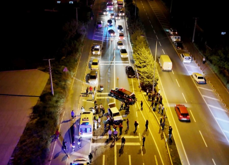 Hatalı Sollama Kazaya Neden Oldu: 3 Ağır Yaralı