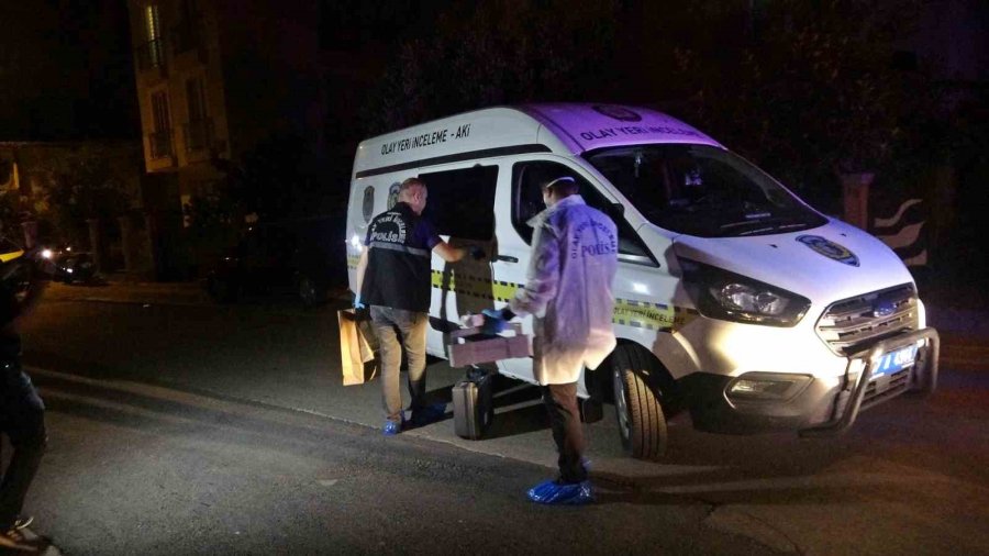 Antalya’da Pakistanlı Kadın Kanlar İçerisinde Ölü Bulundu, Öğretmen Oğlu Gözaltına Alındı