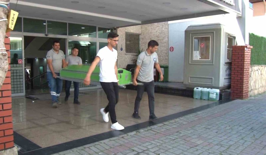 Finlandiyalı Turist Konakladığı Otelde Ölü Bulundu