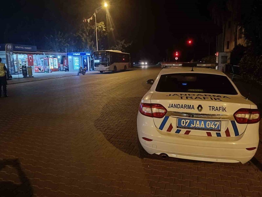 Alanya’da 9 Araca Trafikten Men Cezası