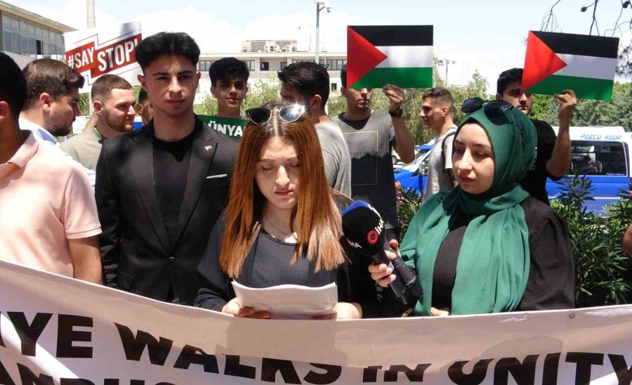 Meü’de Bir Grup Öğrenci, İsrail’in Gazze’ye Yönelik Saldırılarını Protesto Etti
