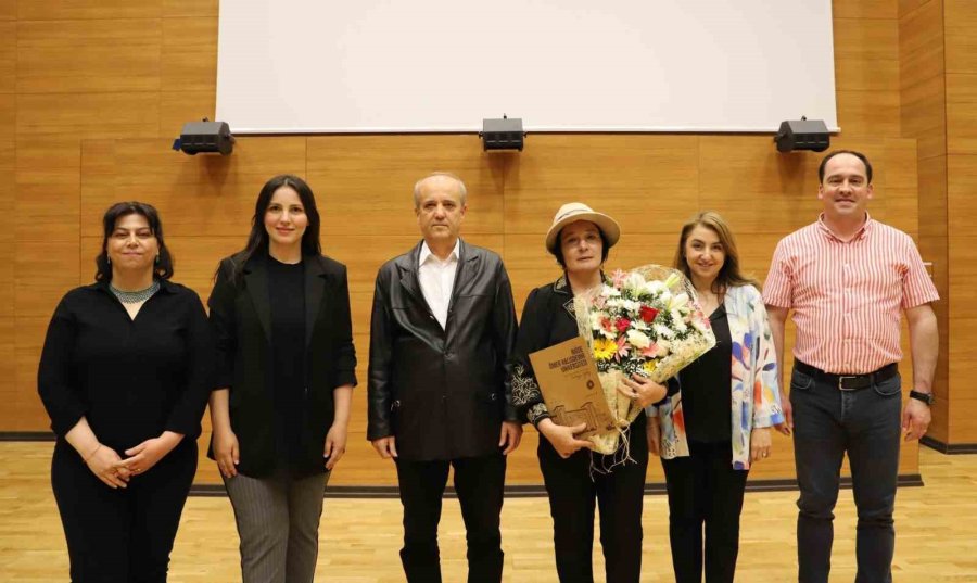 Niğde’de ’eğitim, Kültür Ve Sanat Söyleşileri’ Yapıldı