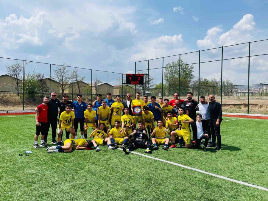 Talasgücü Belediyespor U18 Takımının Grubu Ankara Oldu