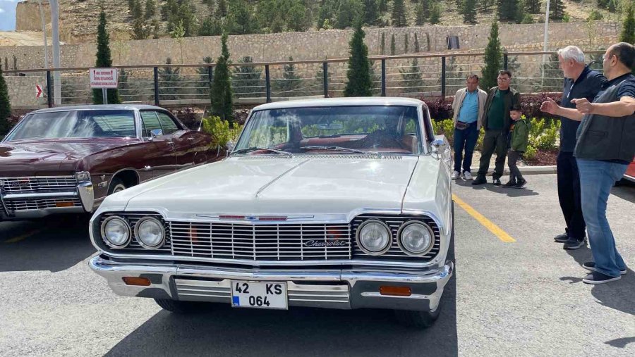 Antika Otomobili İle Antik Şehirler Turunda