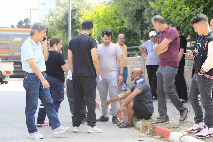 Hurdaya Dönen Araçtan Çıkan Bebek Ve Çocuğa ’112 Acil Anne’