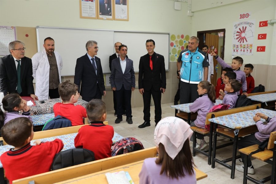 Vali Çelik, Nar, Gösterli Ve Kayırlı Köylerini Ziyaret Etti, Vatandaşların Taleplerini Dinledi