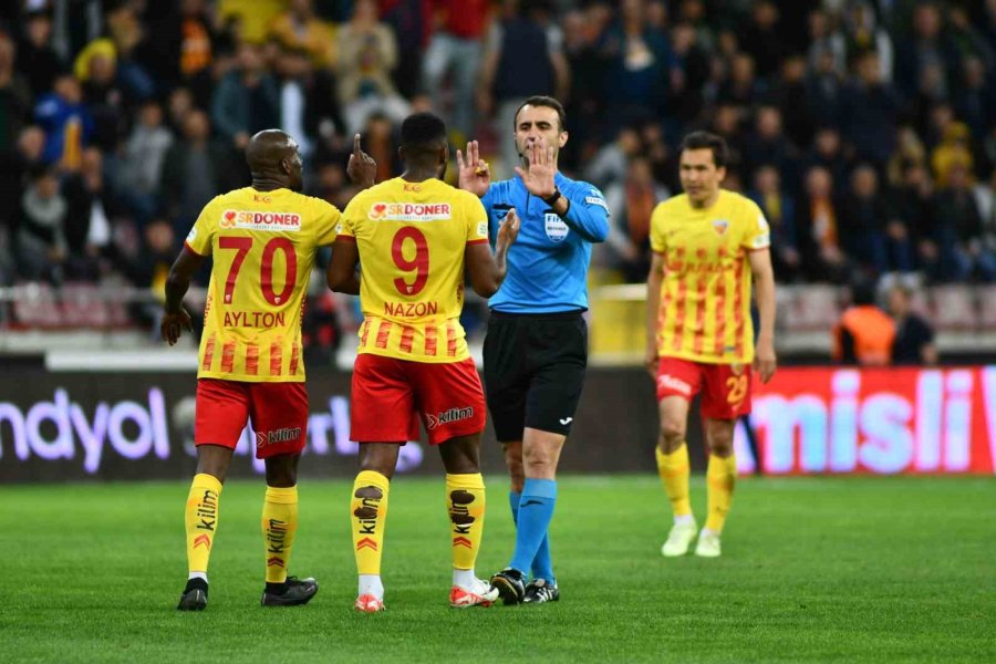 Trendyol Süper Lig: Kayserispor: 1 - Fatih Karagümrük: 0 (ilk Yarı)