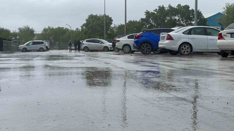 Aksaray’da Sağanak Yağış Yeniden Başladı