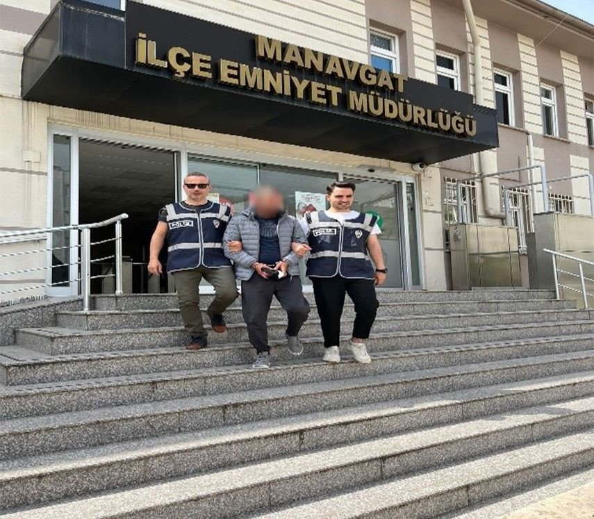 Manavgat’ta Suç Ve Suçlularla Mücadele Operasyonunda 12 Şüpheli Yakalandı