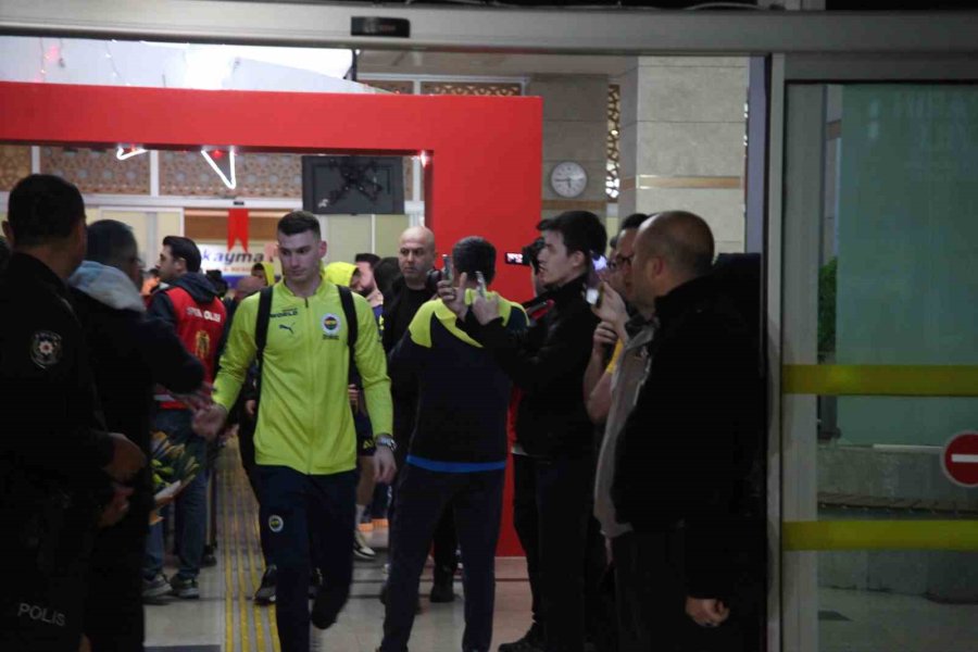 Fenerbahçe Kafilesi Konya’ya Geldi