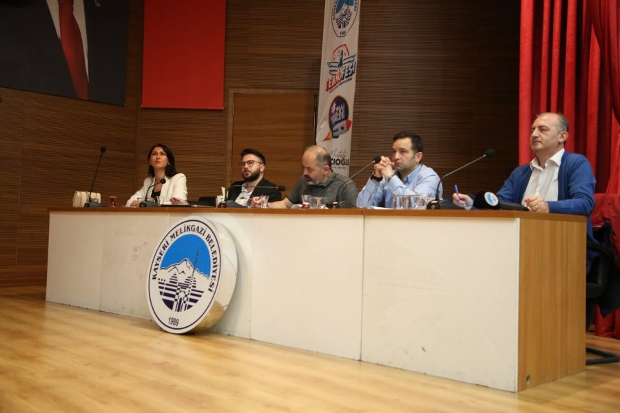 Projeler, Melikgazi Belediyesi’nde Jüri Karşısına Çıktı