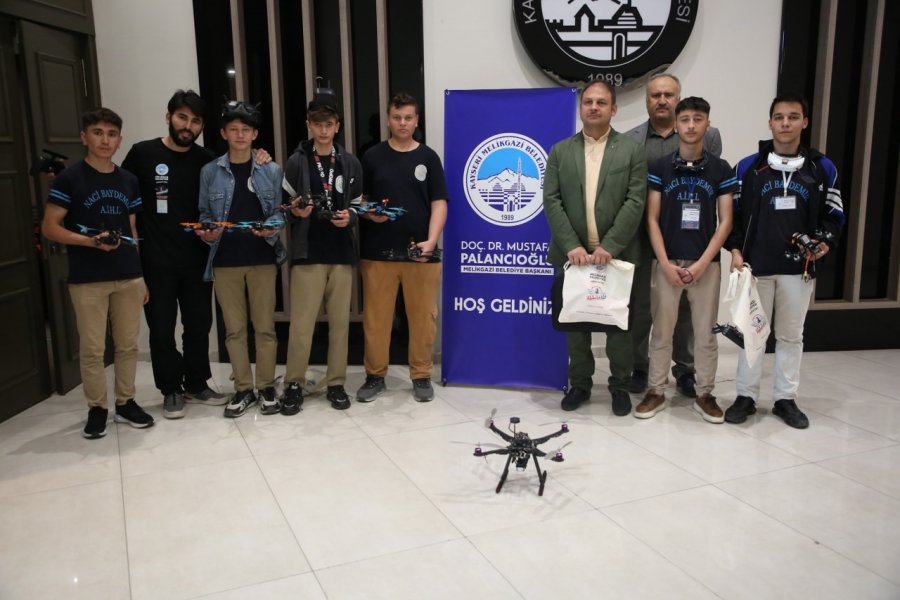 Projeler, Melikgazi Belediyesi’nde Jüri Karşısına Çıktı