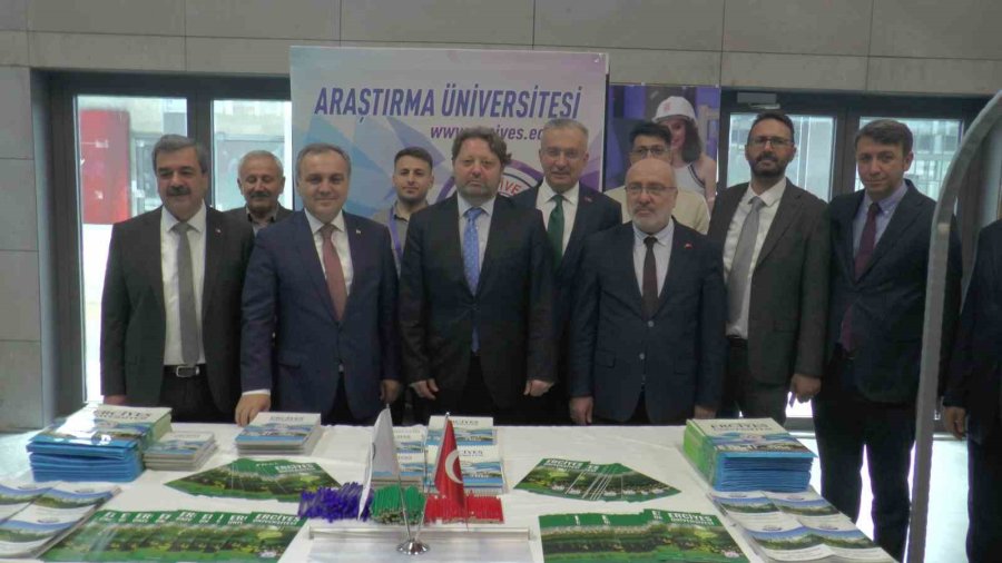 Aüb Üniversite Tanıtım Ve Tercih Fuarı Agü’de Gerçekleşti