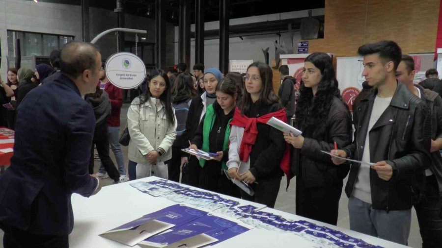 Aüb Üniversite Tanıtım Ve Tercih Fuarı Agü’de Gerçekleşti