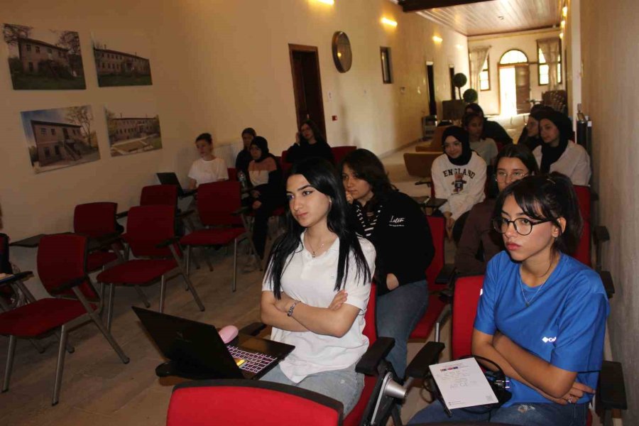 Fikirler Bu Atölyeden Çıkacak