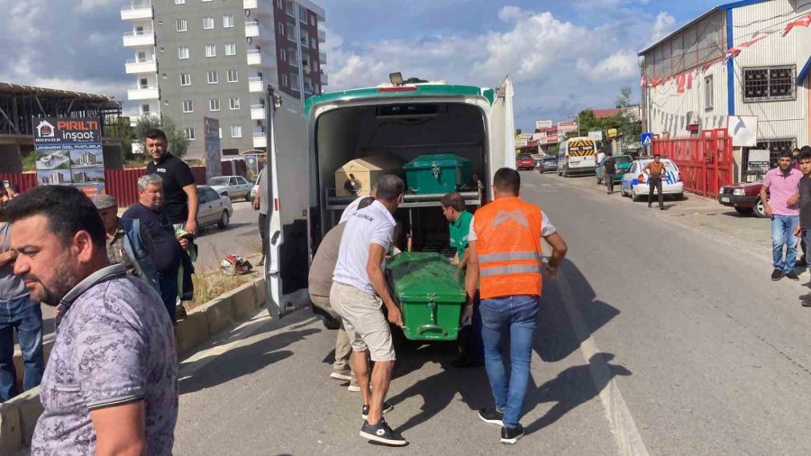 Otomobil İle Motosiklet Çarpıştı: 1 Ölü