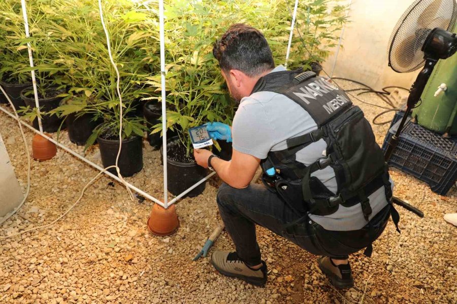 Mersin’de Depoyu Uyuşturucu Üretim Tesisine Çeviren Şüpheli Yakalandı