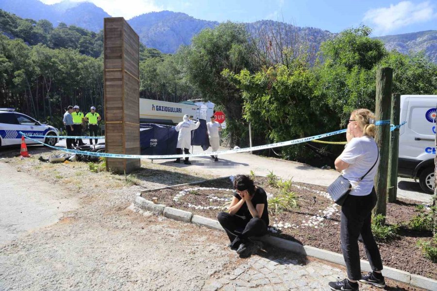 Okul Müdürü Motosikletiyle Eve Dönüş Yolunda Hayatını Kaybetti