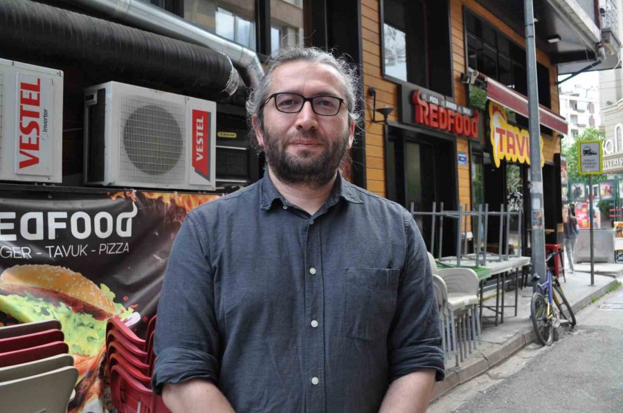 Kural Tanımayan Motosiklet Ve Bisiklet Sürücüleri Tepki Çekiyor