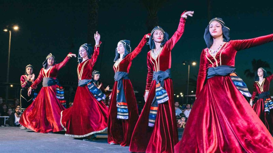 Manavgat’ta Dans Ve Müzik Festivali