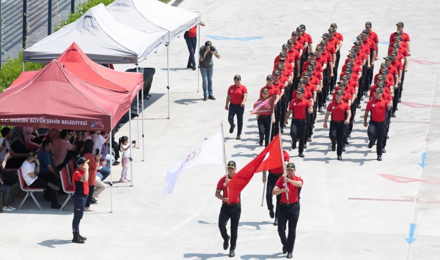 Mersin’de 50 Yeni İtfaiye Eri Göreve Başladı