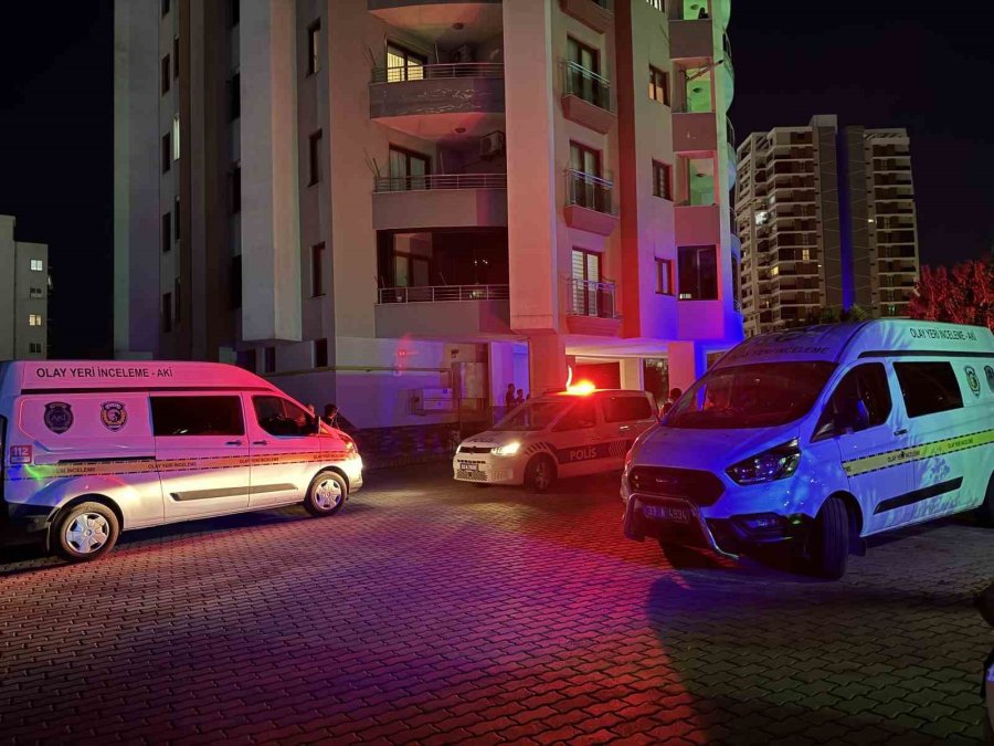 Boşanma Aşamasındaki Eşini Öldürüp İntihar Etti