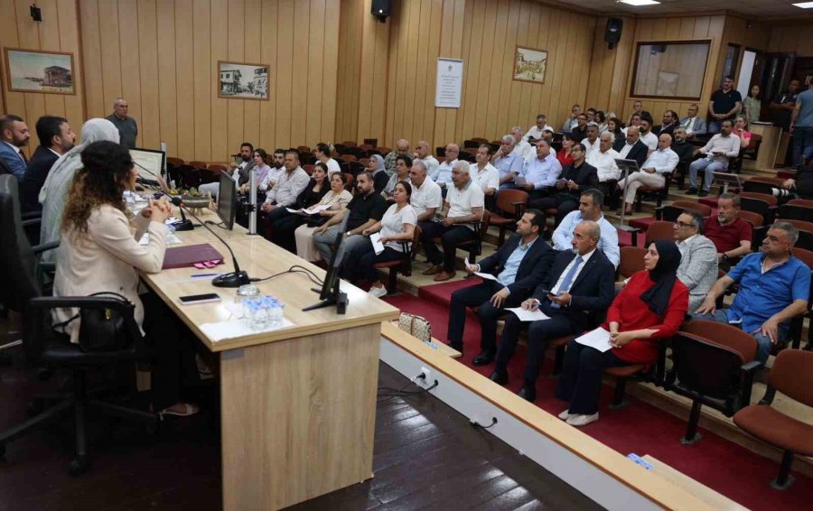 Akdeniz Belediyesinden Kültür Ve Sanata Destek