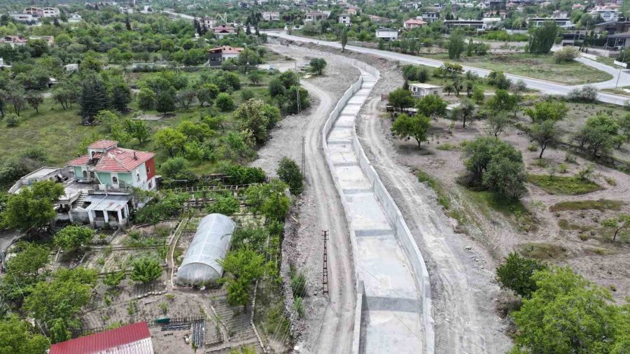 Özdoğan: "hacılar’da Taşkın Riskini Bertaraf Edeceğiz"