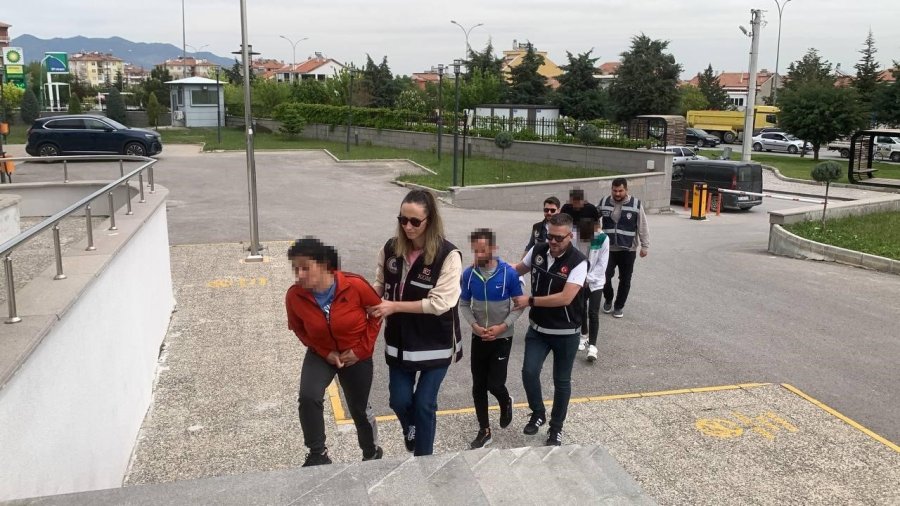 Karaman’da 4 Kişi Uyuşturucudan Tutuklandı