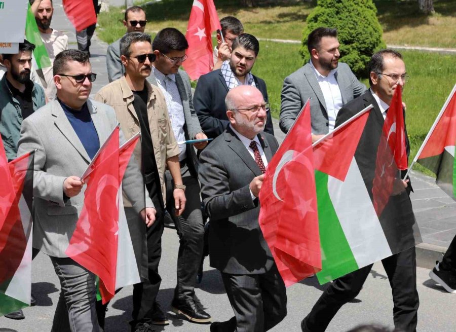 Kayseri Üniversitesi Filistin Halkının Yanında