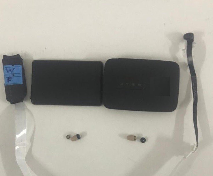 Ehliyet Sınavında Özel Düzenekle Kopya Çektiren 5 Şüpheli Tutuklandı