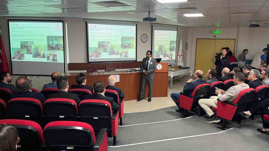 Bakan Yardımcısı Yılmaz, Eskişehir’de Uygulanan Yapay Zeka İle Radyolojik Görüntü Analizi Projesi’ni İnceledi